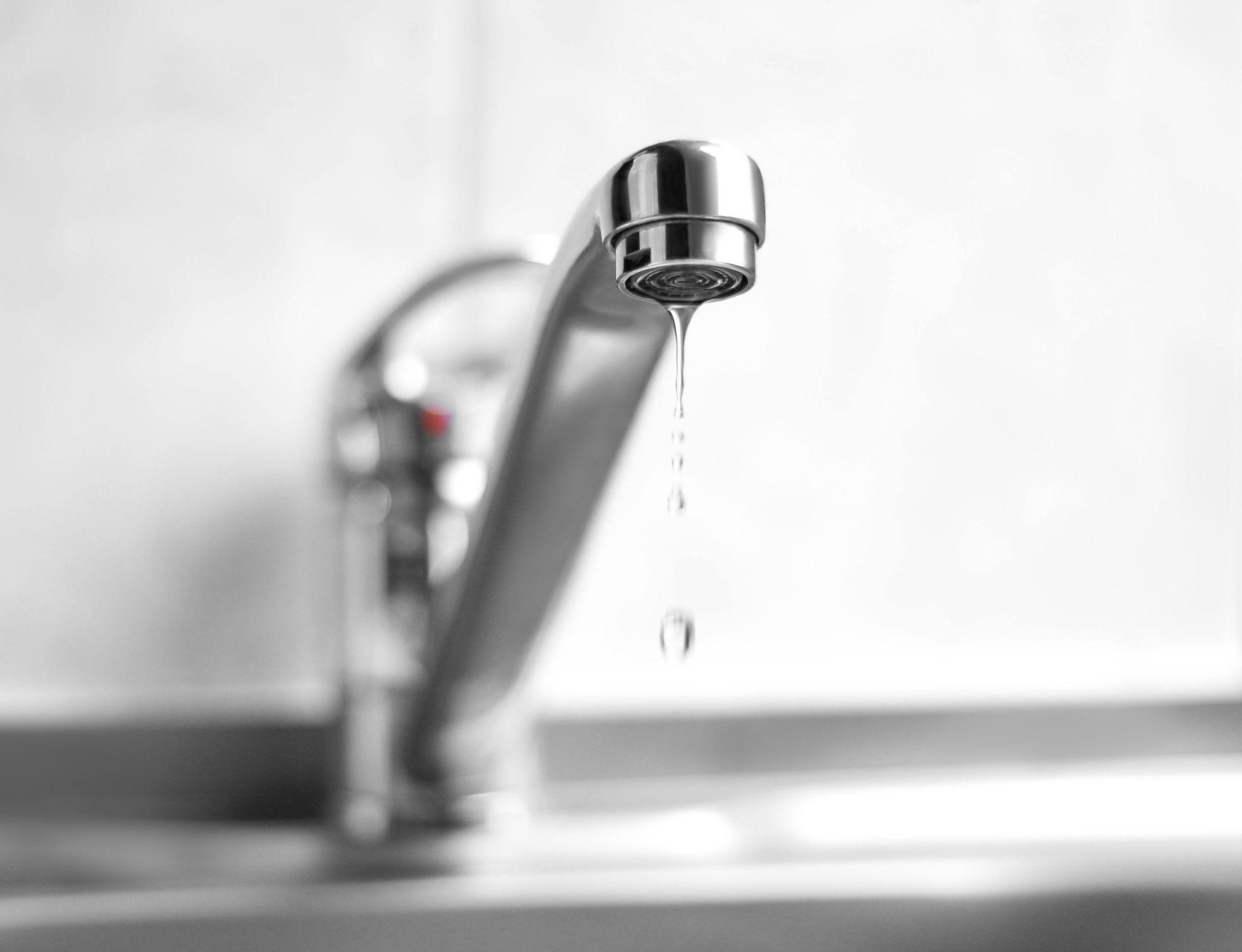 How to Fix a Leaking Kitchen Tap